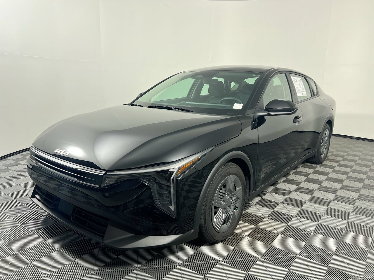 New 2026 Kia K4 FWD image 8