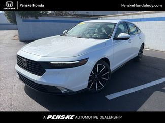 Used 2023 Honda Accord Touring video 1