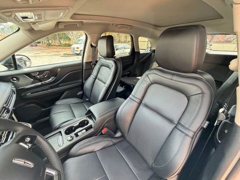 New 2026 Lincoln Corsair Reserve image 13