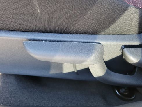 Used 2025 Nissan Versa SR w/ Trunk Package FWD image 20