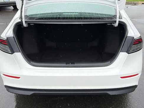 Used 2023 Honda Accord EX image 27