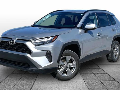 Used 2024 Toyota RAV4 XLE FWD image 1
