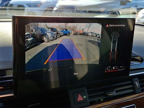 Used 2023 Audi A4 2.0T Premium w/ Convenience Package image 5