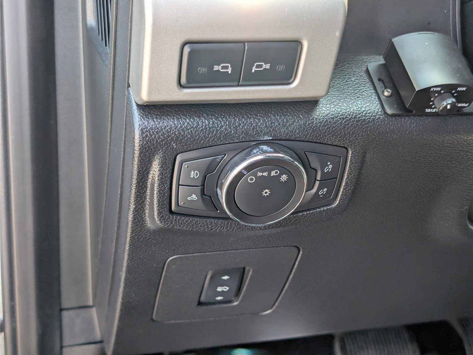 Used 2016 Ford F150 Lariat AWD/4WD image 21
