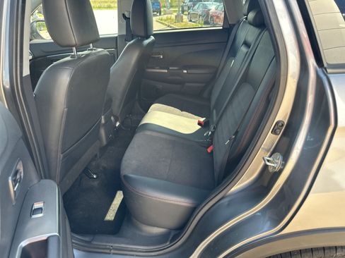Used 2024 Mitsubishi Outlander Sport AWD image 6