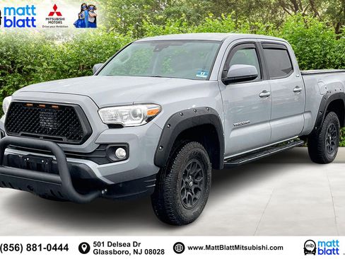 Used 2019 Toyota Tacoma SR5 image 1