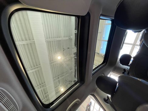 Used 2015 MINI Cooper S image 4