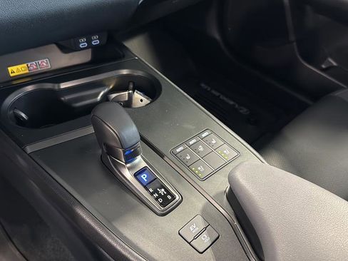 Used 2025 Lexus UX 300h AWD w/ Accessory Package (Z2) image 29
