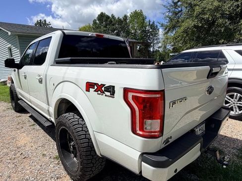 Used 2017 Ford F150 XLT w/ Equipment Group 302A Luxury AWD/4WD image 4