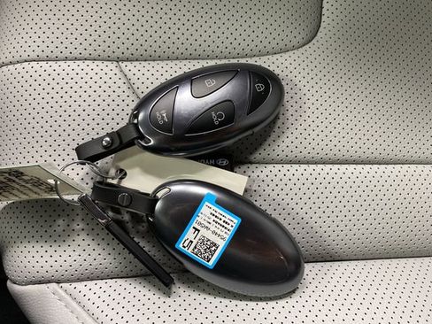 New 2026 Hyundai Elantra Limited image 27