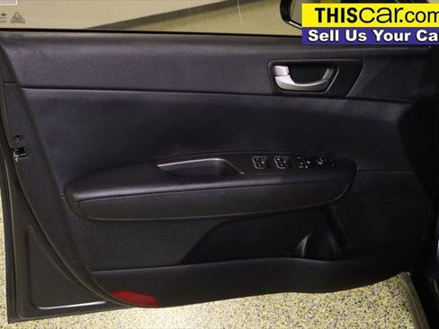 Used 2020 Kia Optima LX FWD image 24