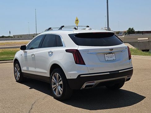 Used 2023 Cadillac XT5 Premium Luxury w/ Platinum Package AWD/4WD image 8