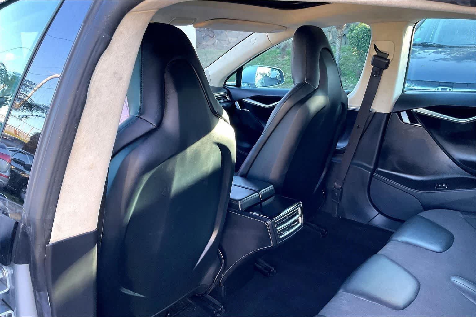 Used 2016 Tesla Model S 70 RWD image 12