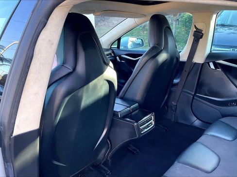 Used 2016 Tesla Model S 70 RWD image 12