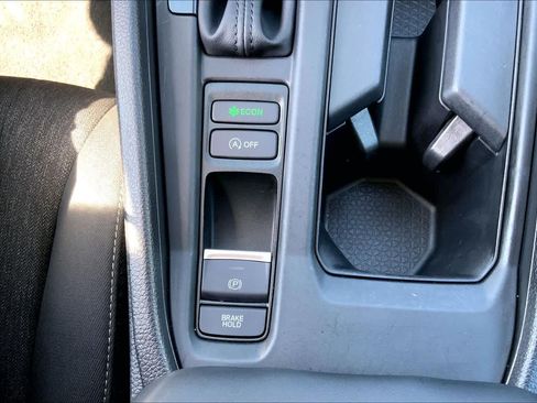 Used 2025 Honda Accord SE image 35
