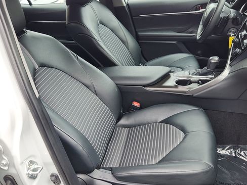 Certified 2024 Toyota Camry SE FWD image 27