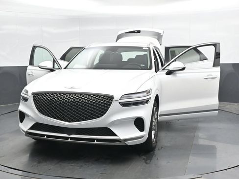 Used 2025 Genesis GV70 2.5T AWD/4WD image 50