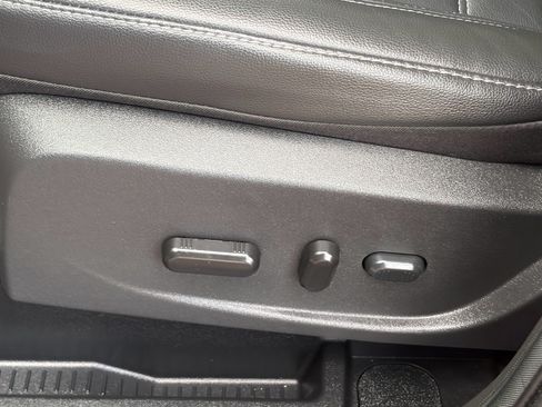 Used 2017 Ford Escape Titanium FWD image 13