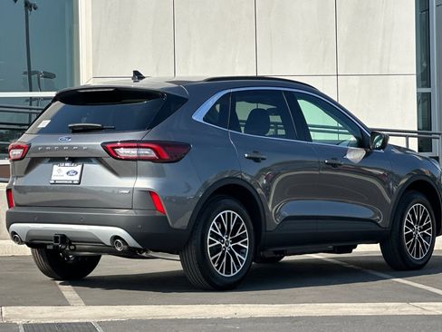 New 2025 Ford Escape Base w/ PHEV Premium Package image 3