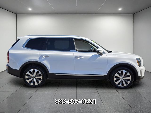 Used 2022 Kia Telluride S FWD image 6
