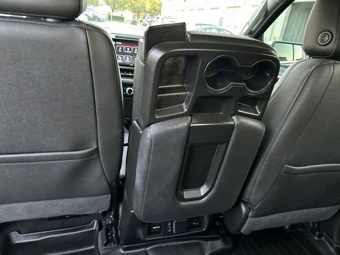 Used 2022 GMC Sierra 1500 SLT image 24