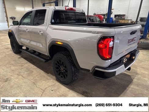 New 2026 GMC Canyon Elevation w/ Convenience Package image 6