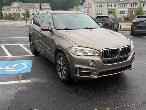 Used 2017 BMW X5 sDrive35i w/ Premium Package RWD image 3