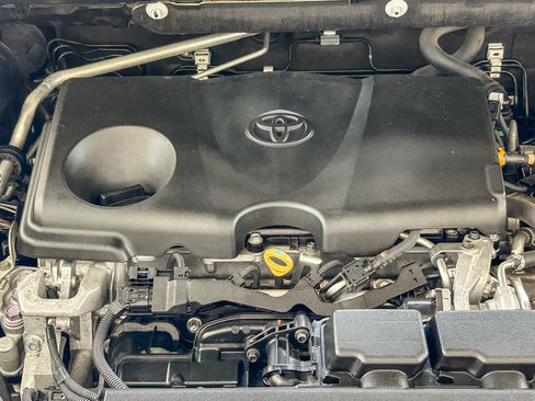Used 2020 Toyota RAV4 Limited FWD image 27