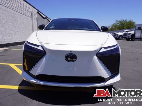 Used 2023 Lexus RZ 450e Premium w/ Technology Package AWD/4WD image 14