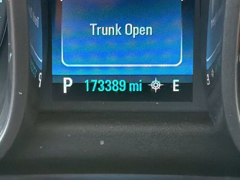 Used 2014 Chevrolet Malibu LT FWD image 25
