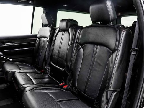 Used 2024 Jeep Wagoneer L Series II w/ Flexible Seating Group image 46