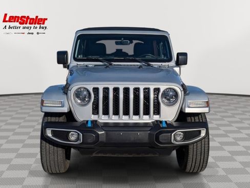 Used 2023 Jeep Wrangler Unlimited Sahara w/ Cold Weather Group AWD/4WD image 8