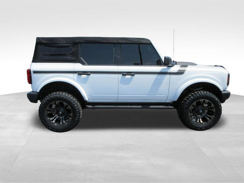 Used 2022 Ford Bronco 4-Door AWD/4WD image 6