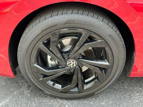 New 2026 Volkswagen Jetta SE FWD image 9