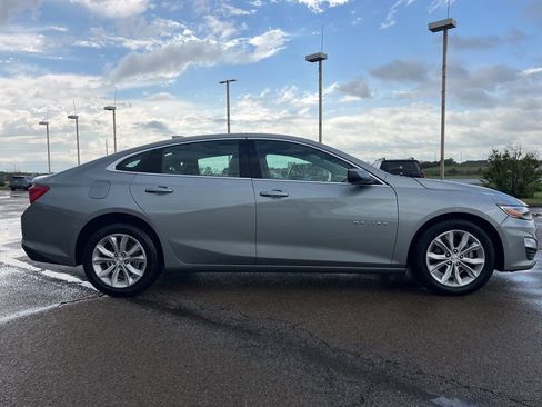 Used 2025 Chevrolet Malibu LT FWD image 6