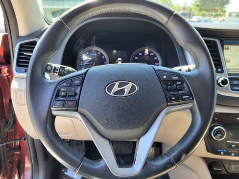 Used 2017 Hyundai Tucson Limited w/ Limited Ultimate Package 03 FWD image 34