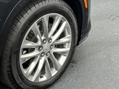 Used 2025 Cadillac XT6 Premium Luxury w/ Technology Package image 32