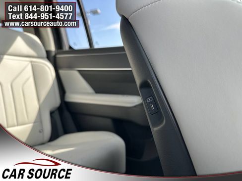 Used 2026 Hyundai Santa Fe SEL AWD/4WD image 33
