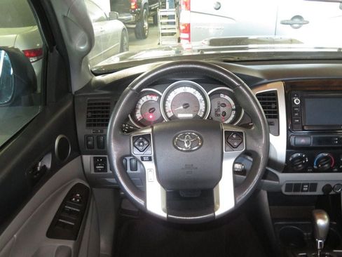 Used 2014 Toyota Tacoma PreRunner w/ TRD Sport Package RWD image 38