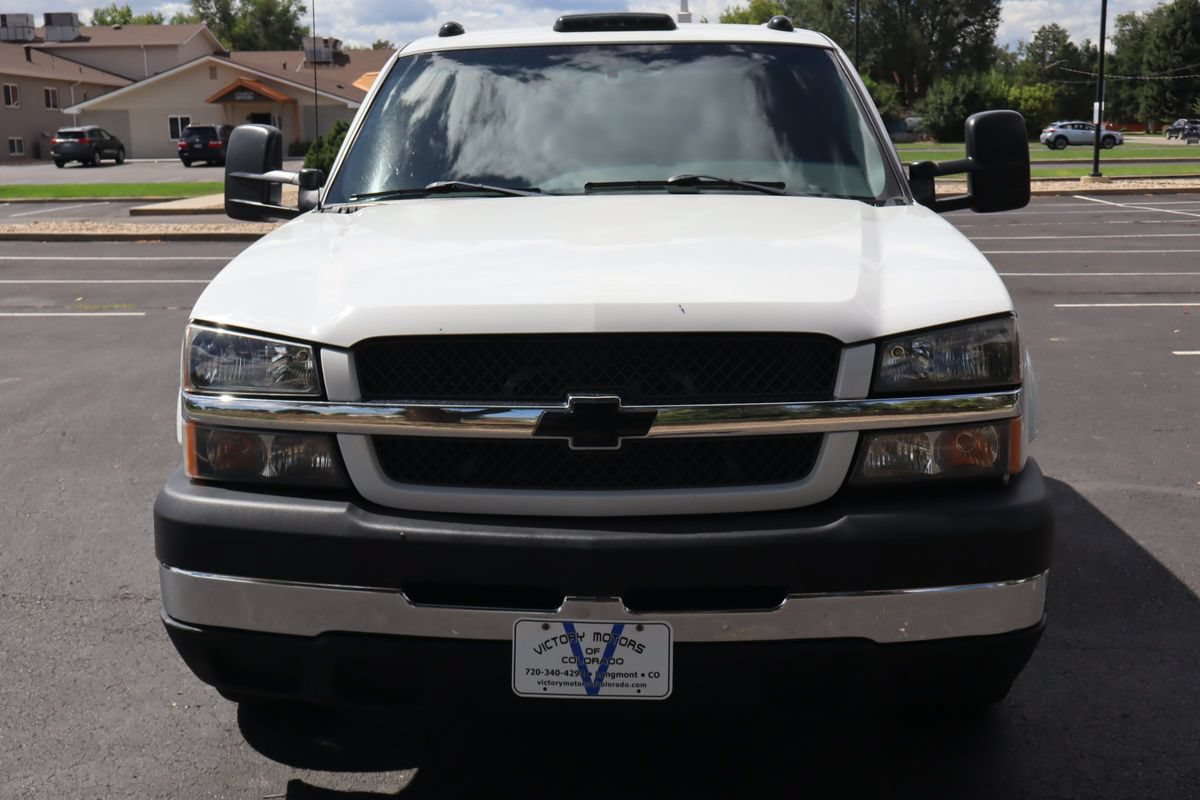 Used 2004 Chevrolet Silverado 3500 LS w/ Heavy-Duty Power Package RWD image 12