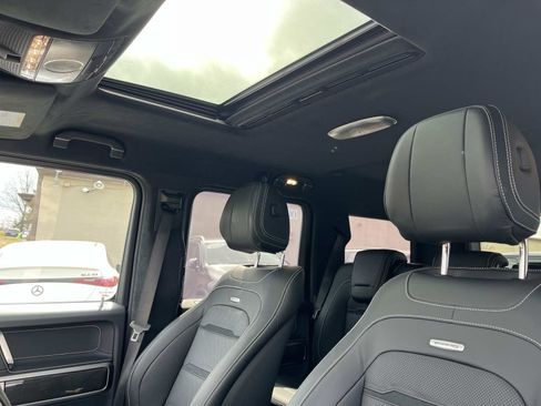 Used 2025 Mercedes-Benz G 63 AMG 4MATIC image 25