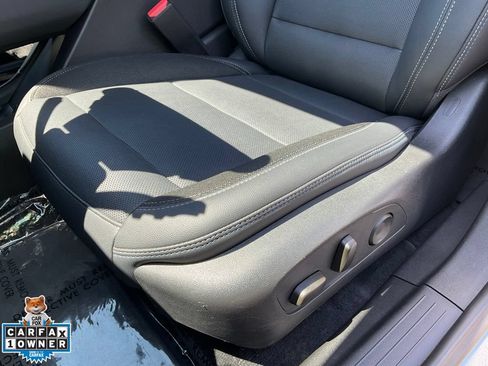 Used 2024 Chevrolet Equinox EV LT FWD image 16
