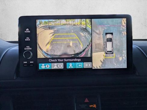Certified 2025 Honda Pilot TrailSport image 13