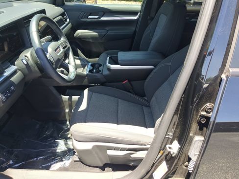 Used 2026 GMC Terrain Elevation AWD/4WD image 16
