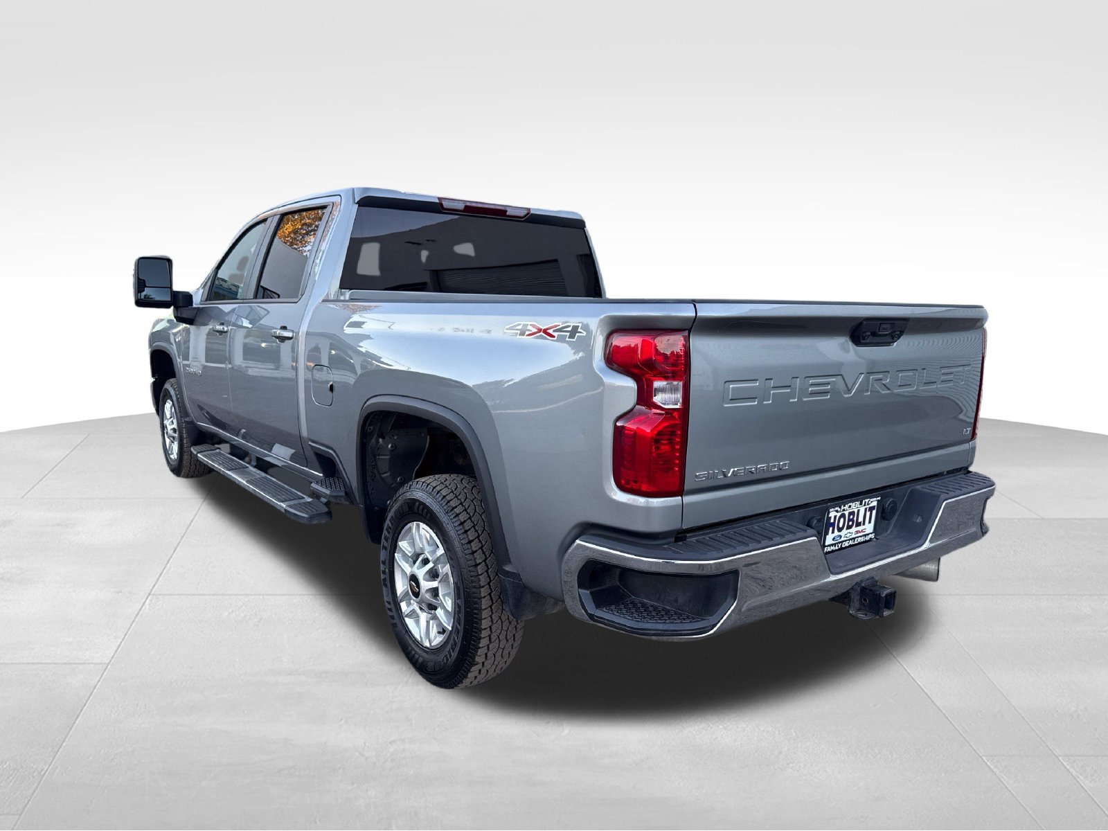 Used 2025 Chevrolet Silverado 2500 LT w/ Convenience Package AWD/4WD image 3
