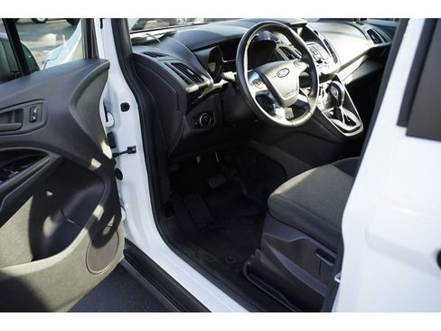 Used 2018 Ford Transit Connect XL image 13