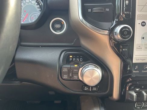 Used 2022 RAM 1500 Laramie AWD/4WD image 17