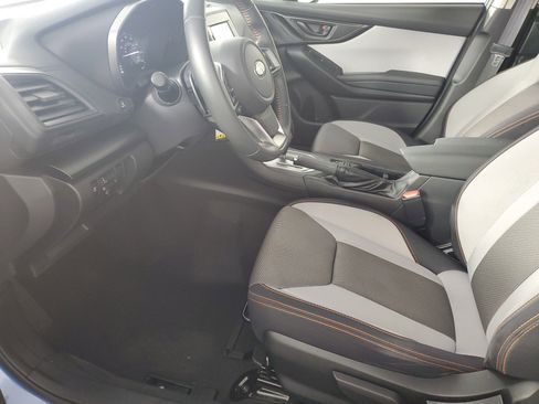 Used 2018 Subaru Crosstrek 2.0i Premium w/ Eyesight System image 11