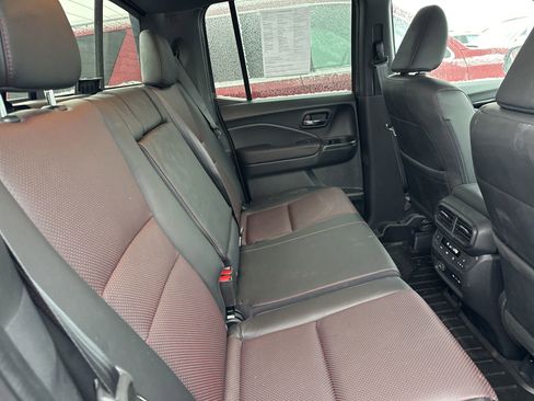 Used 2024 Honda Ridgeline Black Edition image 16