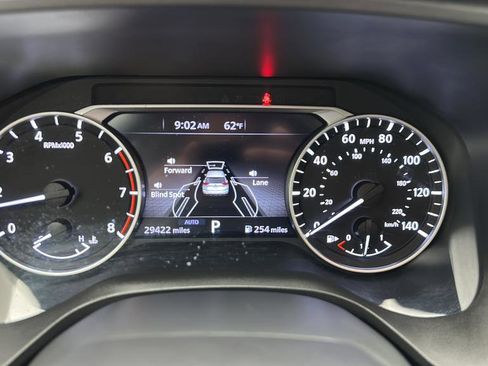 Used 2025 Nissan Rogue SV w/ SV Premium Package AWD/4WD image 18